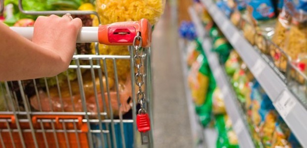  El representante legal de Consumidores Libres Dr. Héctor Polino, informó hoy que según un relevamiento efectuado por la entidad en supermercados y negocios minoristas de la ciudad de Buenos Aires, el precio de los 38 productos de la llamada […]