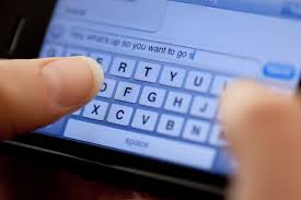 Condenaron a Telecom Personal SA a indemnizar con $5.000 por daño moral, $1.682,24 por daño emergente y $735.046,4, en concepto de multa por daños punitivos por facturar mensajes de texto […]